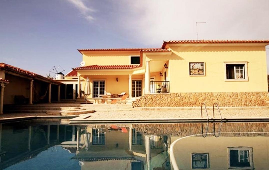 Porto Dinheiro Beach I Lourinhã Eksteriør billede