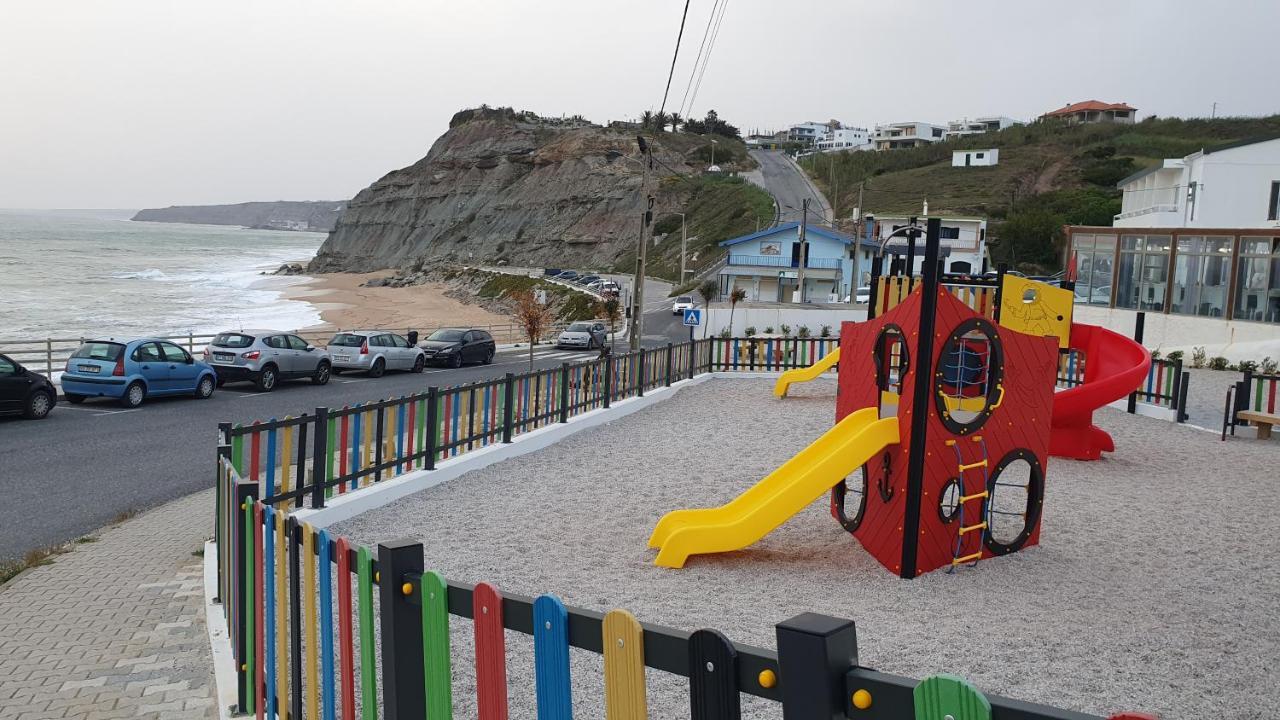 Porto Dinheiro Beach I Lourinhã Eksteriør billede